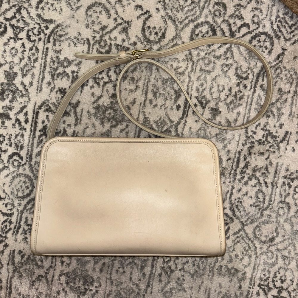 COACH vintage SUTTON 9814 off white leather bag🔥beaut